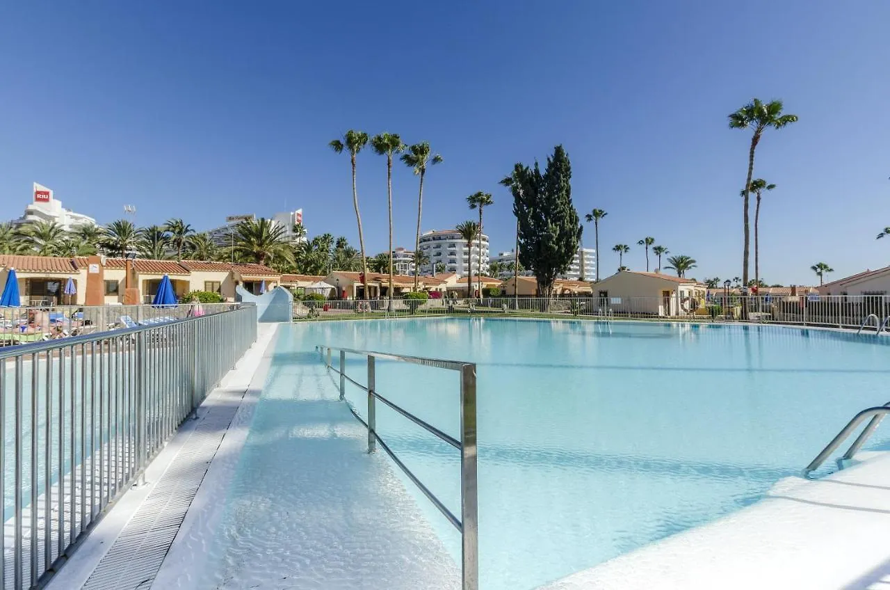Playa del Inglés Bungalow: Shared Pool & Beach Proximity Holiday home Playa del Ingles (Gran Canaria)