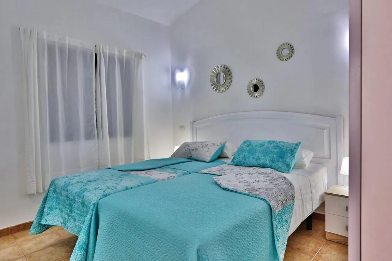 Playa del Inglés Bungalow: Shared Pool & Beach Proximity Holiday home Playa del Ingles (Gran Canaria)