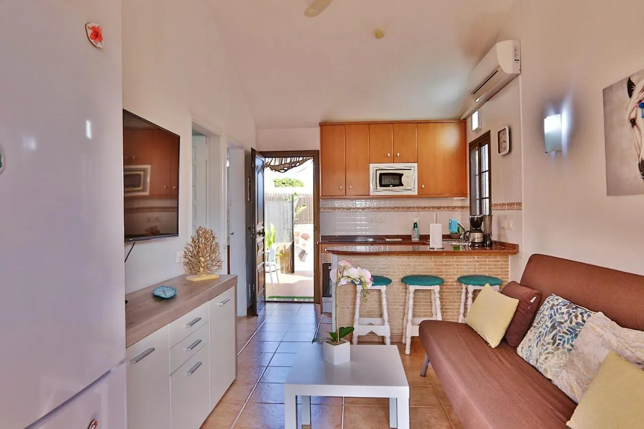 Playa del Inglés Bungalow: Shared Pool & Beach Proximity Spain