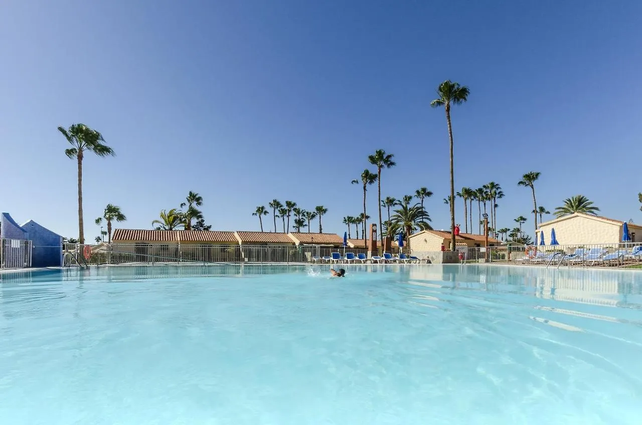 Playa del Inglés Bungalow: Shared Pool & Beach Proximity Playa del Ingles (Gran Canaria)